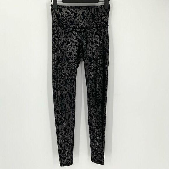 Old Navy Active Powersoft High Rise Go-Dry Foil Print Legging Black Shine Small - Picture 1 of 3
